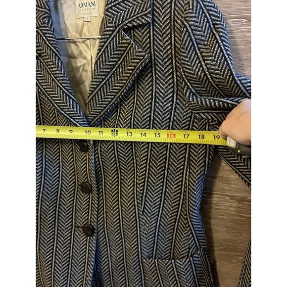 Vintage Giorgio Armani Collezioni Herringbone Blazer 100% Wool Women Sz 10 - Picture 6 of 12